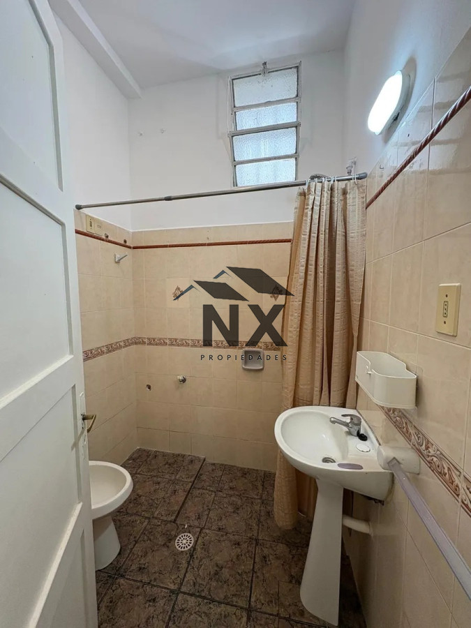 Casa ID.291 - Alquiler Casa, 2 Dorm, Parrillero, Pocitos, Montevideo.