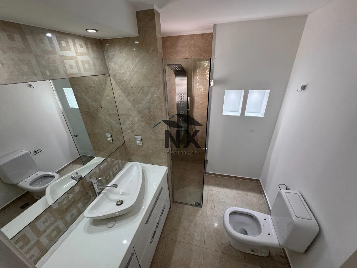 Casa ID.71 - Alquiler Casa en Pocitos 3 Dormitorios