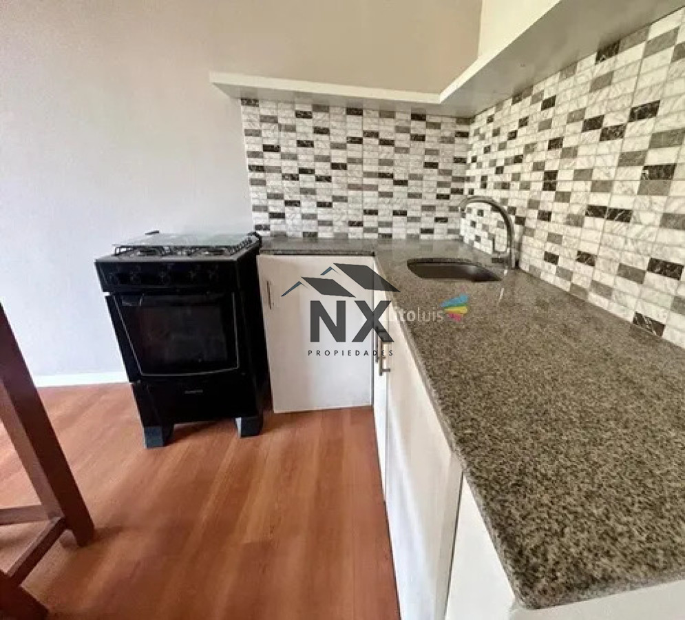 Casa ID.252 - Alquiler Casa, Rambla Costanera, Carrasco, 1 dormitorio, baño. Montevideo