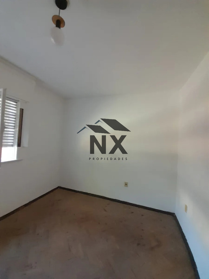 Casa ID.347 - Alquiler Casa 1 Dormitorio, Cocheras, Buceo, T