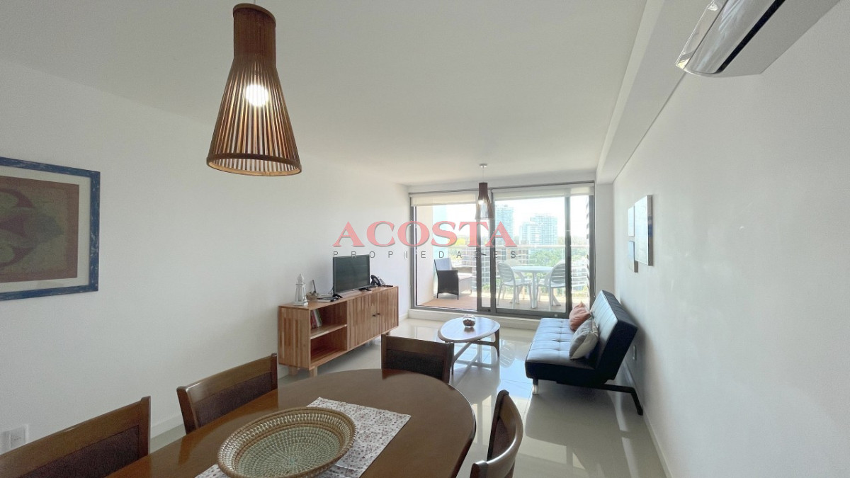 Apartamento ID.210 - Apartamento en venta a 150 mts del Mar, en playa Brava !.