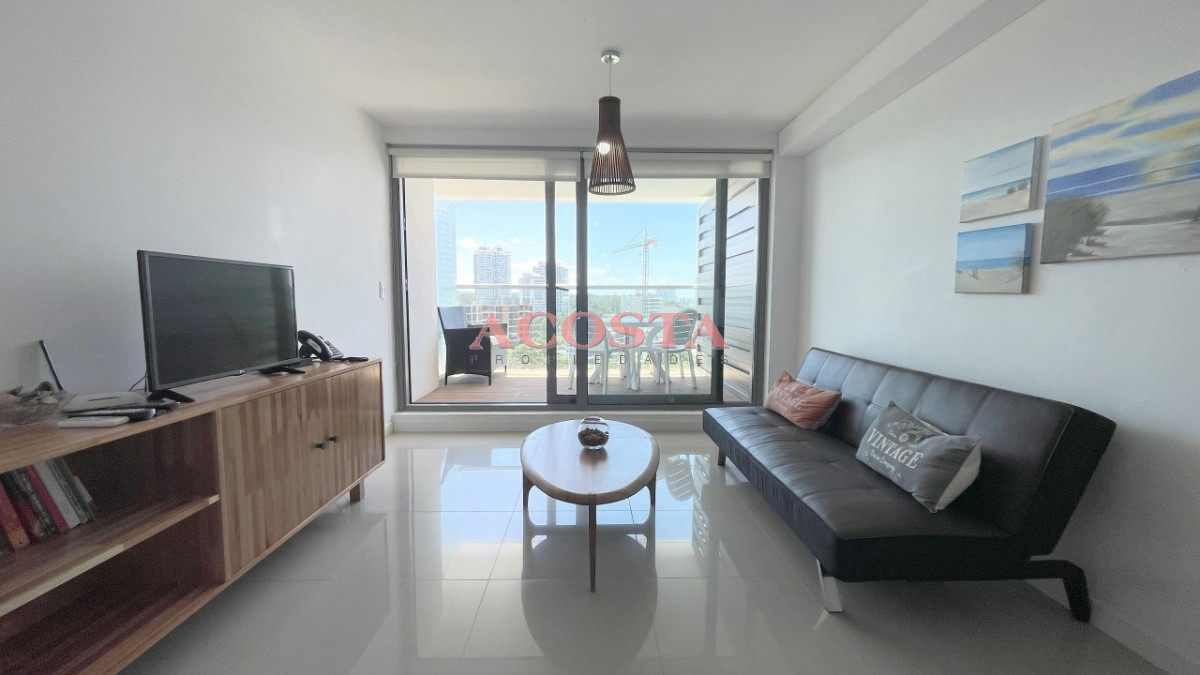 Apartamento ID.210 - Apartamento en venta a 150 mts del Mar, en playa Brava !.