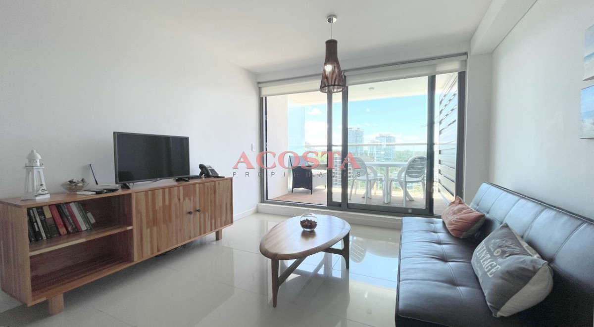 Apartamento ID.210 - Apartamento en venta a 150 mts del Mar, en playa Brava !.