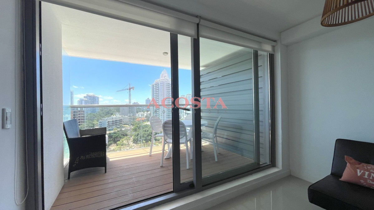 Apartamento ID.210 - Apartamento en venta a 150 mts del Mar, en playa Brava !.