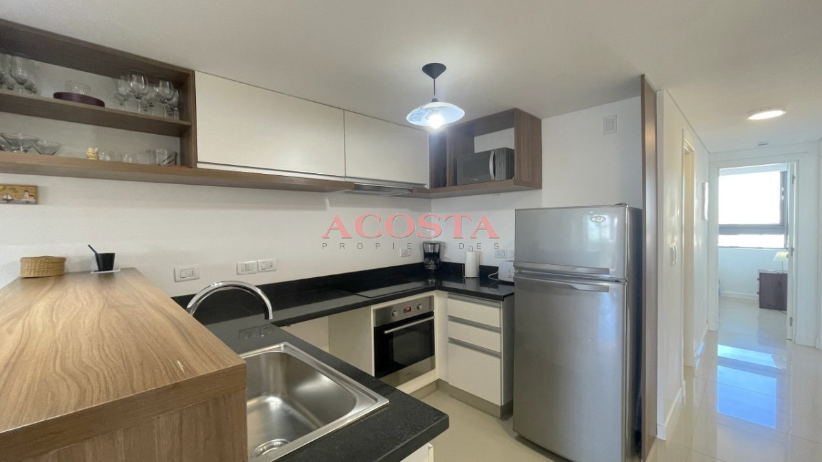 Apartamento ID.210 - Apartamento en venta a 150 mts del Mar, en playa Brava !.