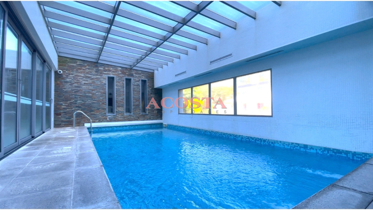 Apartamento ID.210 - Apartamento en venta a 150 mts del Mar, en playa Brava !.