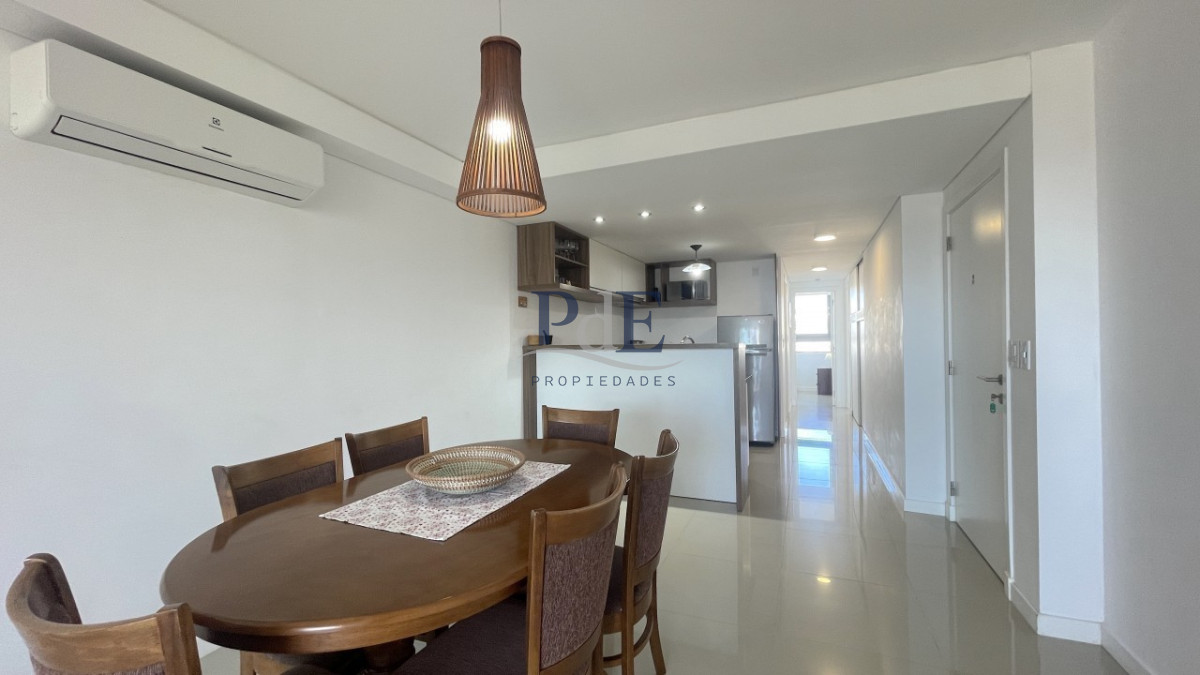 Apartamento en venta a 150 mts del Mar, en playa Brava !. - Imagen 11