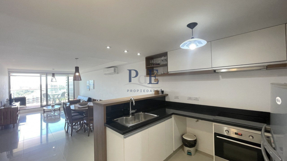 Apartamento en venta a 150 mts del Mar, en playa Brava !. - Imagen 14