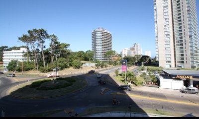 Departamento en venta en Roosevelt!!
