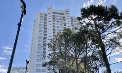 Departamento céntrico, con vistas a la Mansa, Punta del Este