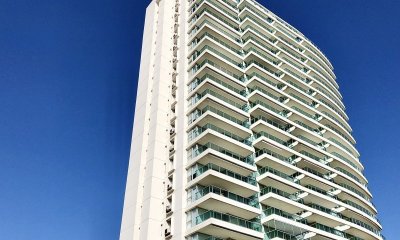 Departamento en zona tranquila de la Península y cercano al Puerto