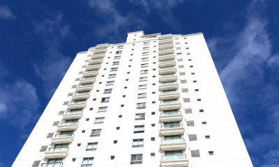 Apartamento en venta a 150 mts del Mar, en playa Brava !.