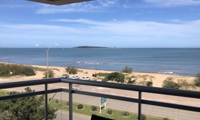 Lujoso departamento en exclusiva zona de Punta del Este