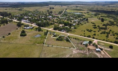Terreno en venta en Pueblo Garzon !!