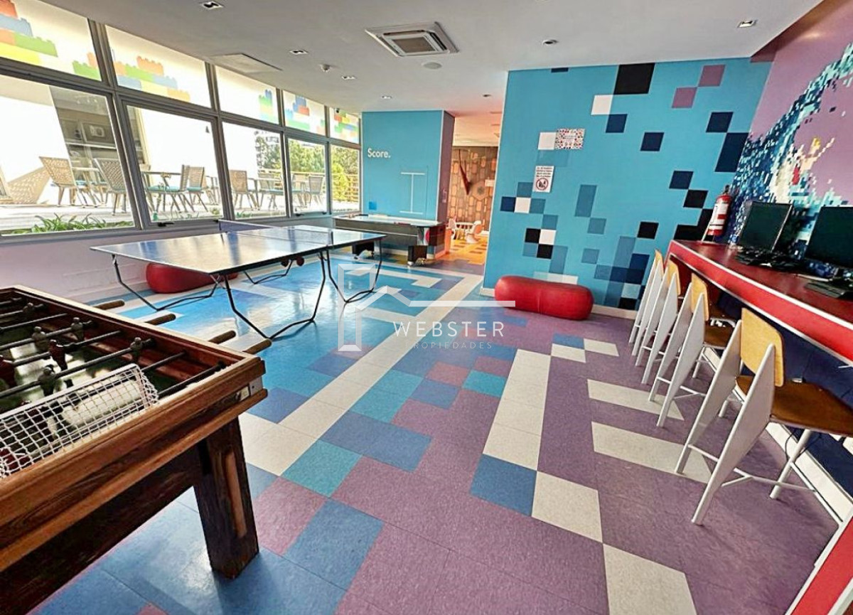 Apartamento ID.2483 - Apto en playa brava 3 dormitorios, vista a la Brava, edificio con servicios