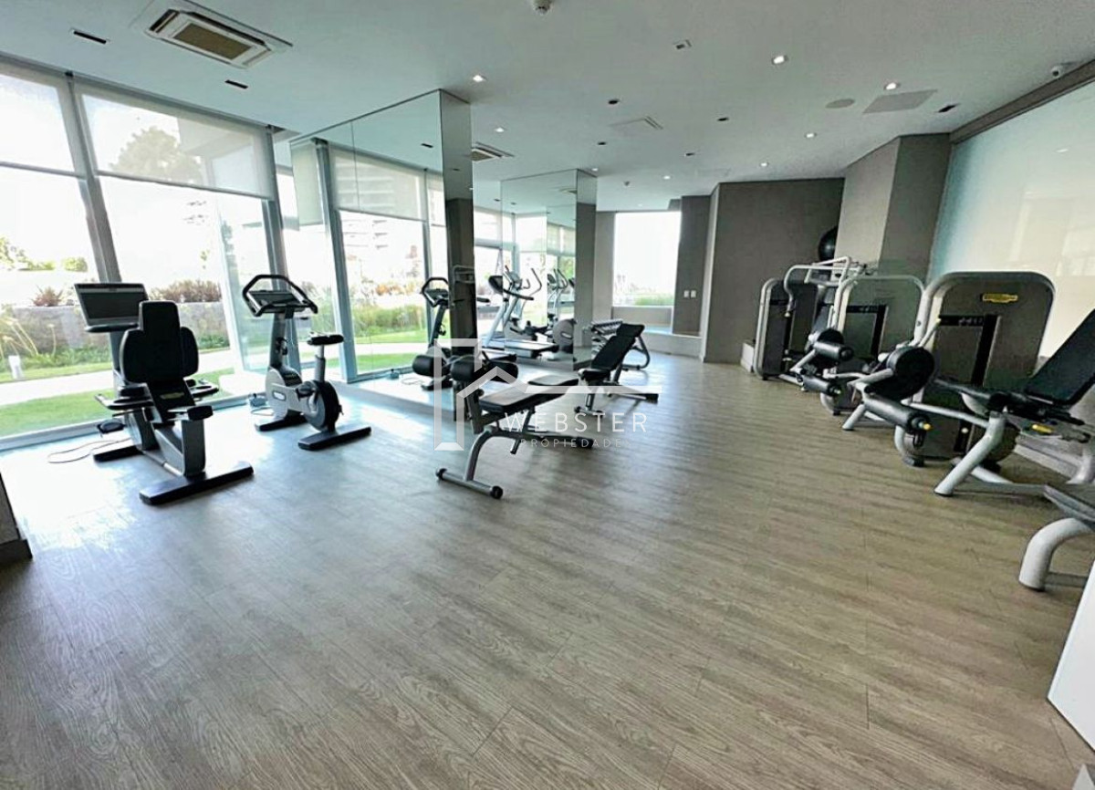 Apartamento ID.2483 - Apto en playa brava 3 dormitorios, vista a la Brava, edificio con servicios