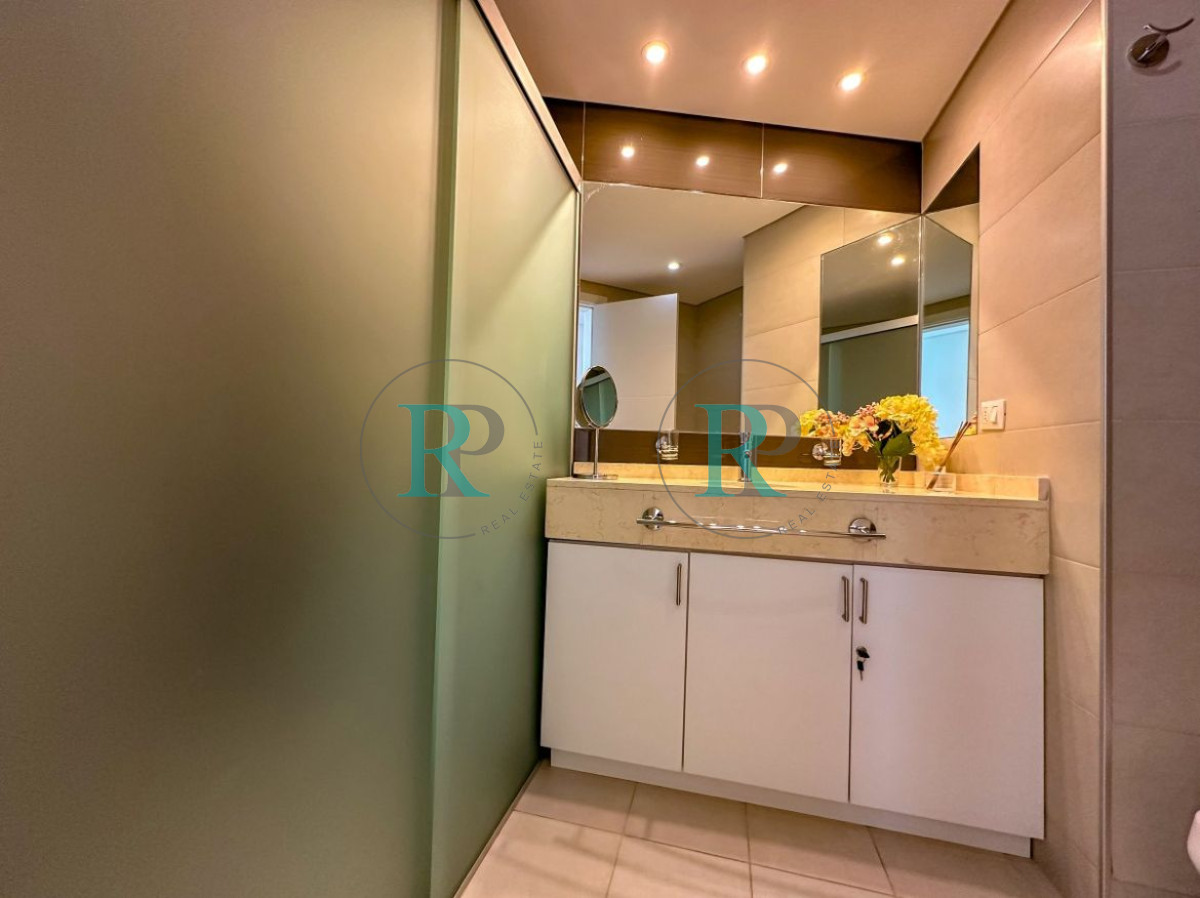 Apartamento ID.2493 - Apto 3 dormitorios, vista a la Brava, edificio con servicios