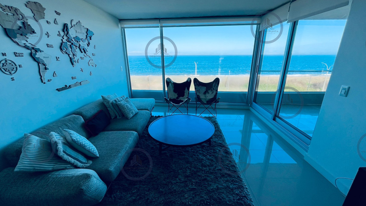 Apartamento ID.2863 - Apartamento de 2 Dormitorios con vista al mar y parrillero propio sobre Playa Mansa