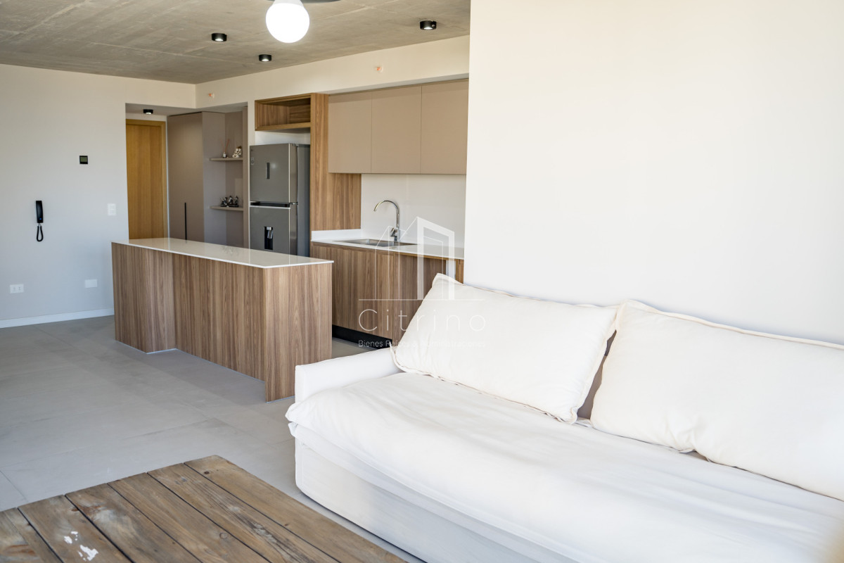 Apartamento ID.2285 - Apartamento de 2 dormitorios con vista al mar, Punta del Este Playa Brava