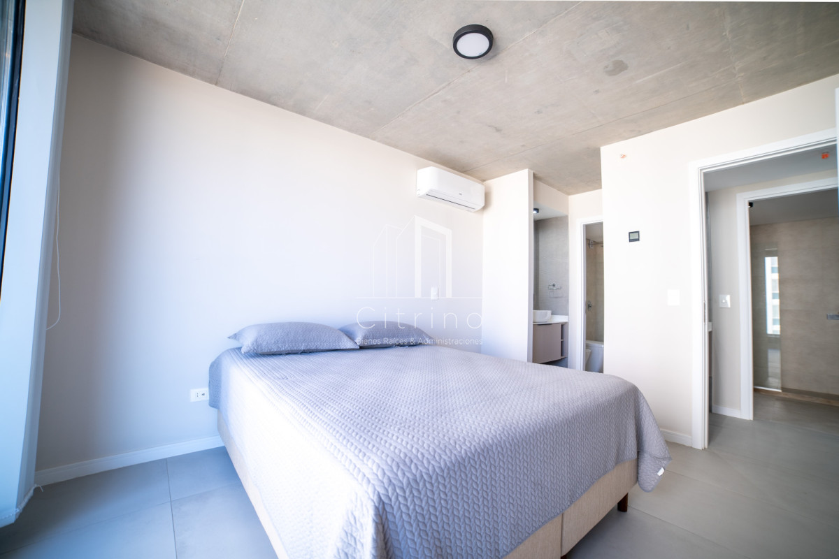 Apartamento ID.2285 - Apartamento de 2 dormitorios con vista al mar, Punta del Este Playa Brava