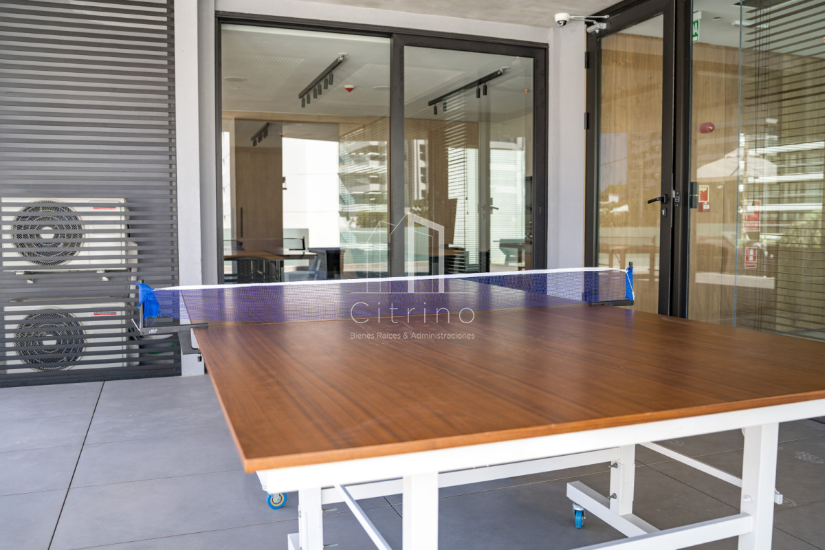 Apartamento ID.2285 - Apartamento de 2 dormitorios con vista al mar, Punta del Este Playa Brava