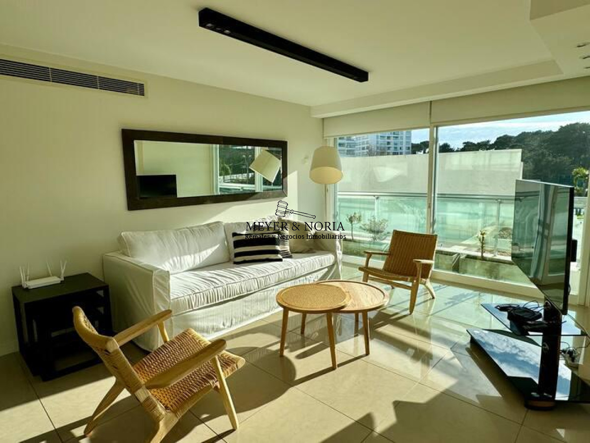 Apartamento ID.2 - Apto en torre de alta gama, 2 suites dep, TEMP 2026 - Playa Mansa