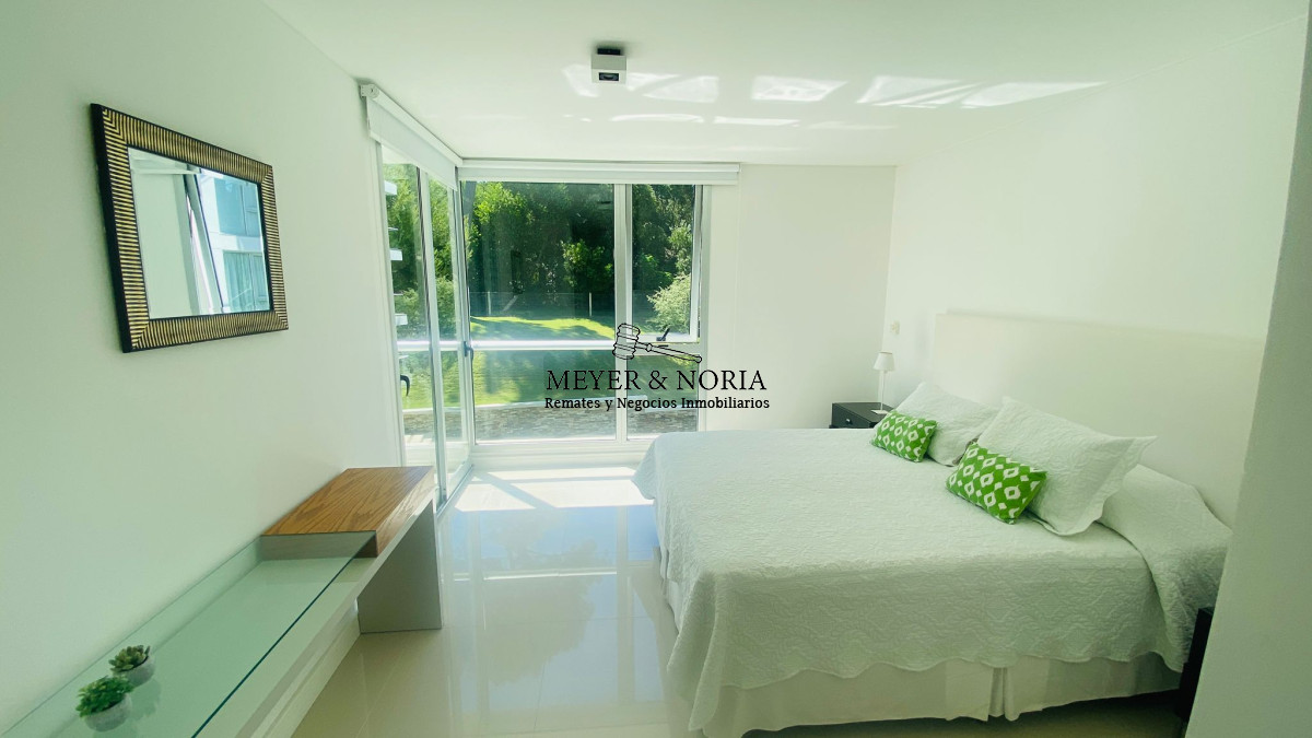 Apartamento ID.47 - Apto en venta de 3 dormitorios, con parrillero propio - Playa Brava