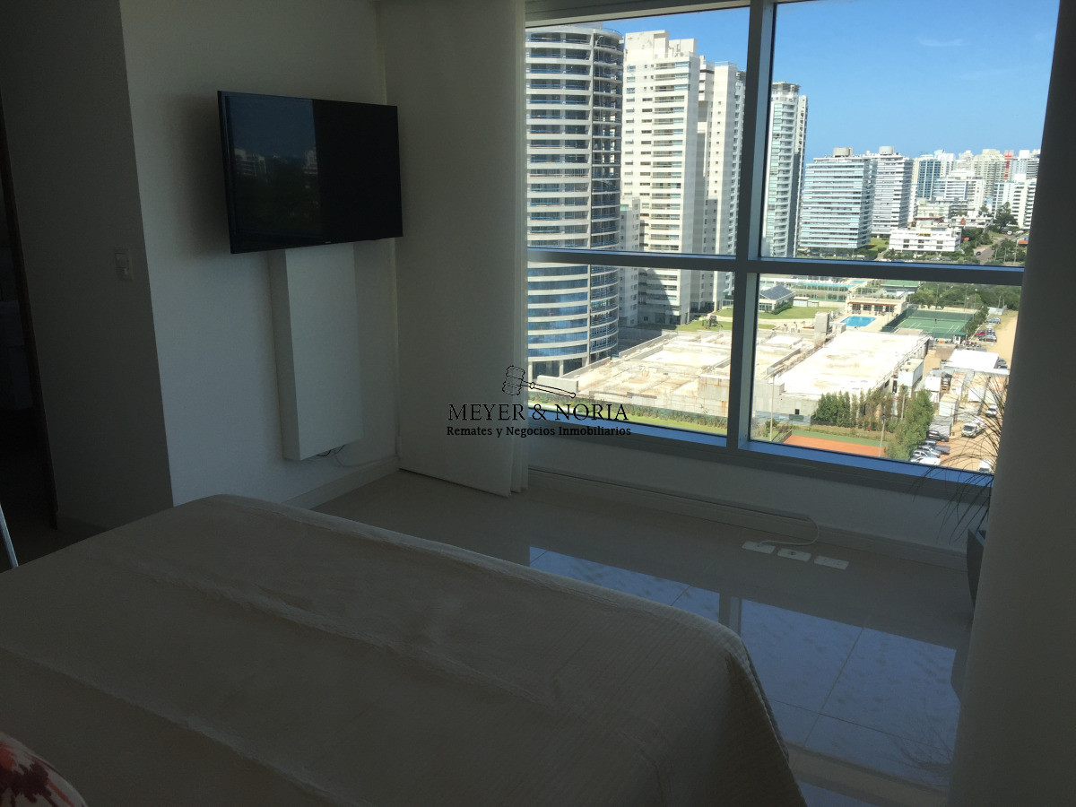 Apartamento ID.9 - Apto de 2 dormitorios mas dependencia y parrillero propio!
