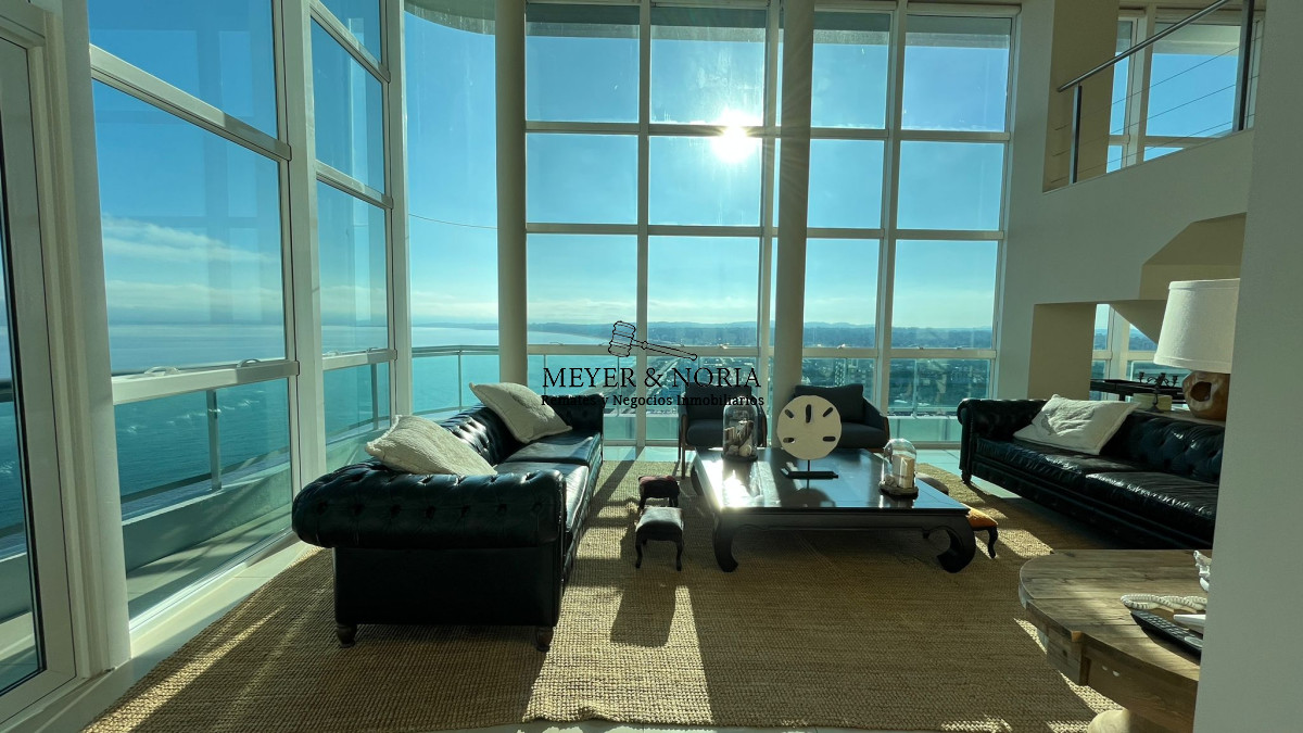 Apartamento ID.57 - Penthouse de 4 suites mas dependencia y todos los servicios