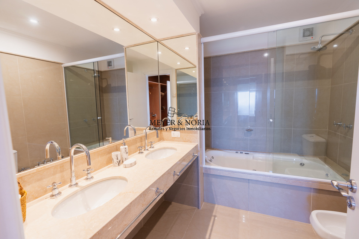 Apartamento ID.92 - Penthouse de 3 dormitorios con vista al mar, piscina y parrillero propio!