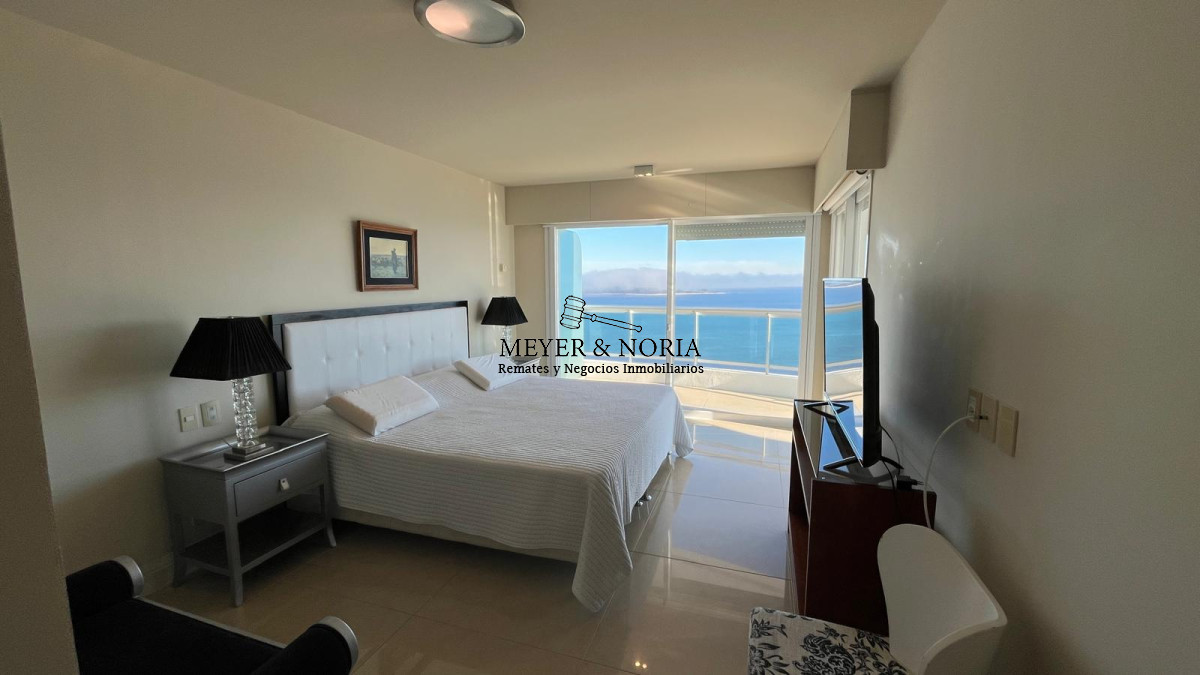 Apartamento ID.62 - Duplex con inmejorable vista, barbacoa y piscina propia, 3 suite mas dep y baño de servicio