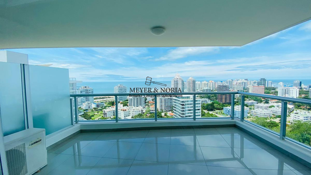 Apartamento ID.12 - One I, piso alto, vista, 3 suite, edificio con servicios