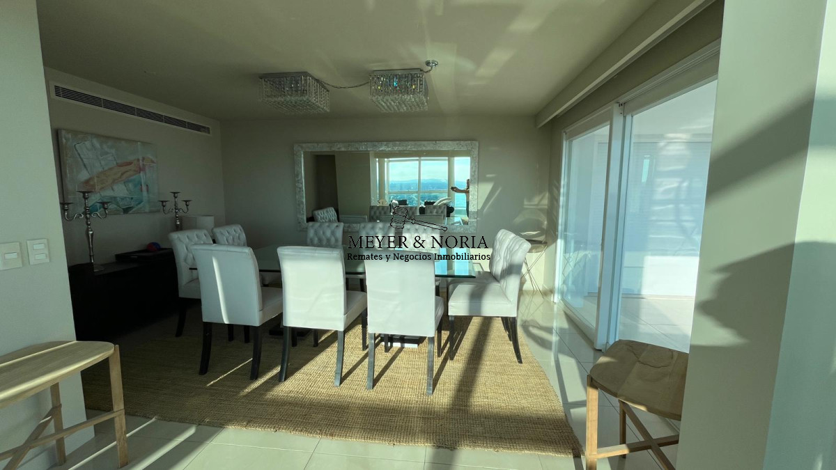 Apartamento ID.57 - Penthouse de 4 suites mas dependencia y todos los servicios