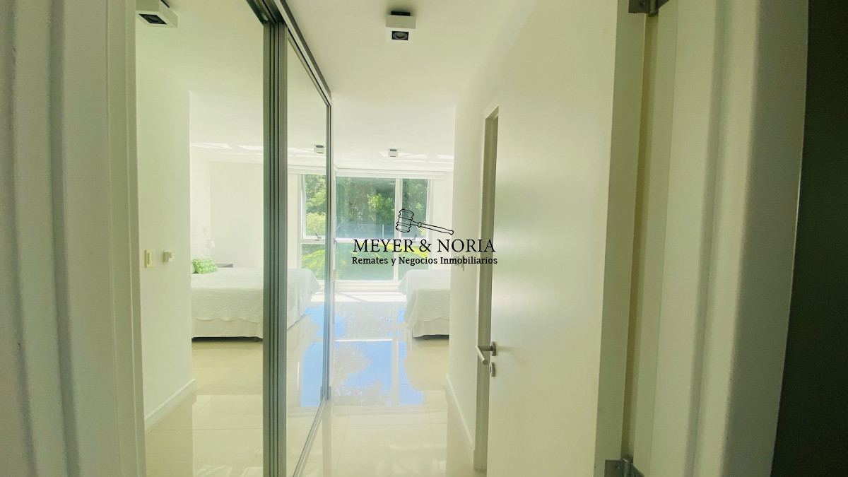 Apartamento ID.47 - Apto en venta de 3 dormitorios, con parrillero propio - Playa Brava
