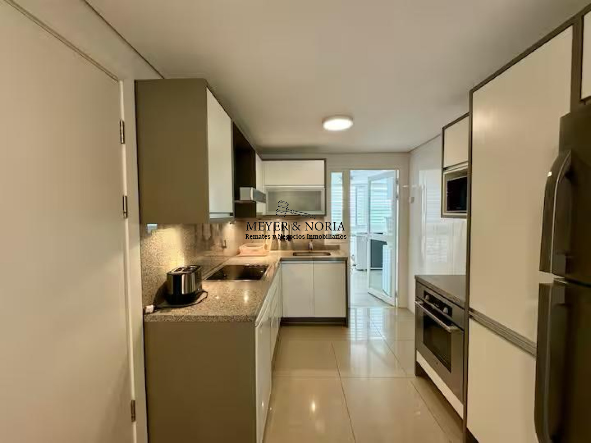 Apartamento ID.2 - Apto en torre de alta gama, 2 suites dep, TEMP 2026 - Playa Mansa