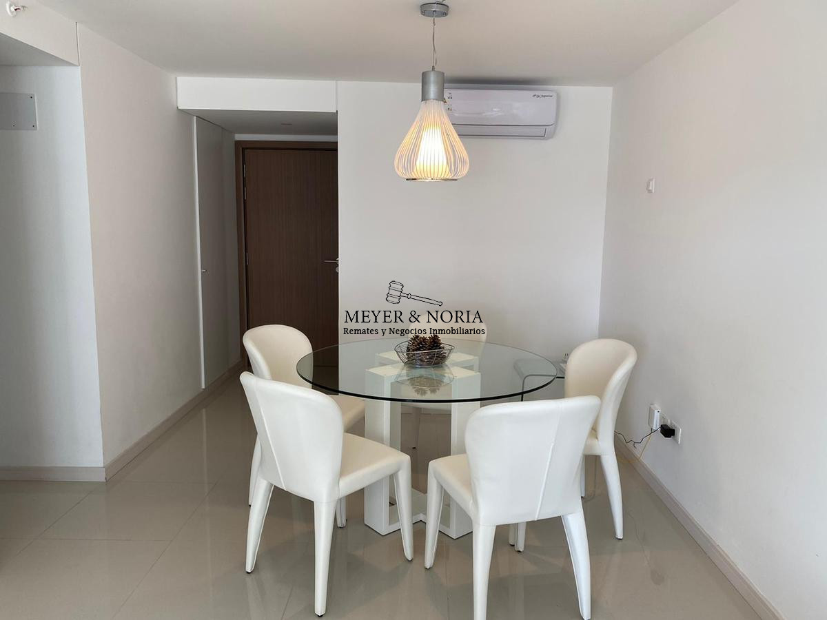 Apartamento ID.4 - Apto en playa brava, 1 dormitorio, terraza, parrillero, servicios