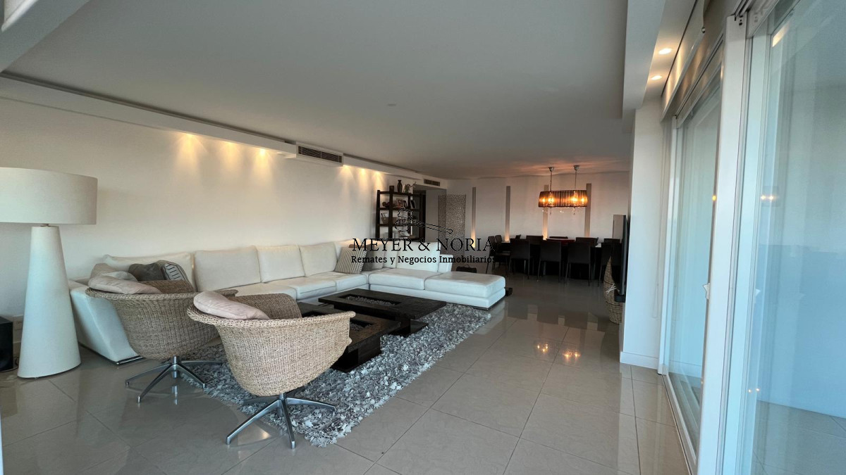 Apartamento ID.55 - Apto en Aquarela 4 dormitorios, vista al mar y todos los servicios 