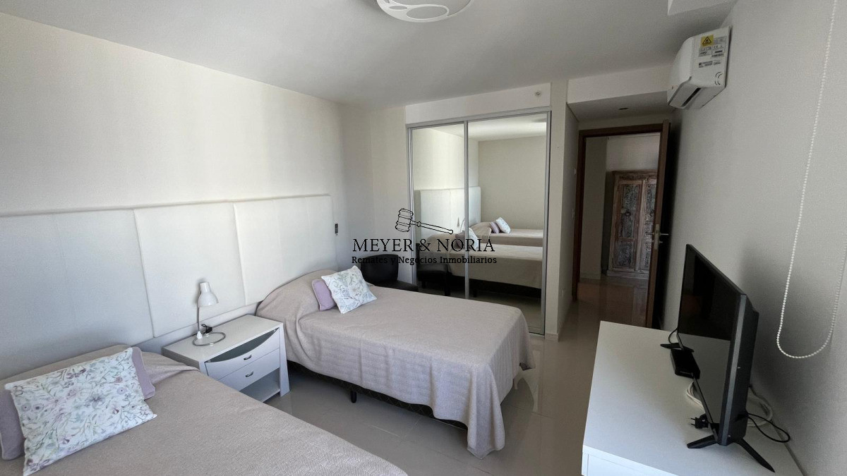 Apartamento ID.84 - Piso alto, parrillero propio, 3 dorm más dep, todos los servicios, Playa Brava pda 10