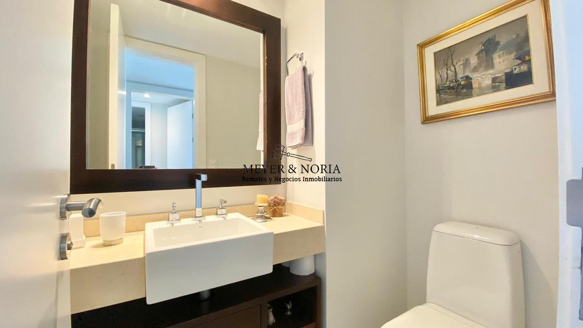 Apartamento ID.15 - Torre de alta gama, vista al mar, 2 dorm más servicio- Playa Mansa