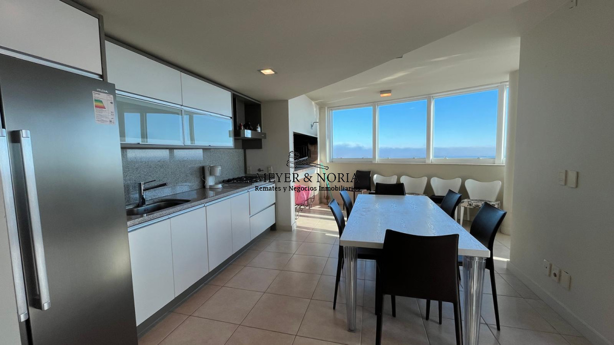 Apartamento ID.62 - Duplex con inmejorable vista, barbacoa y piscina propia, 3 suite mas dep y baño de servicio
