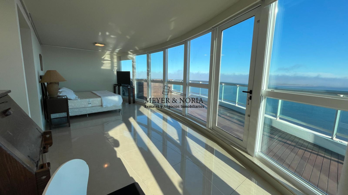 Apartamento ID.62 - Duplex con inmejorable vista, barbacoa y piscina propia, 3 suite mas dep y baño de servicio