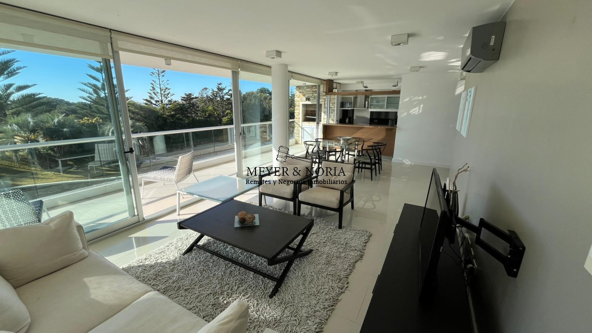 Apartamento ID.48 - Apto de 3 dormitorios, con parrillero propio - Playa Brava