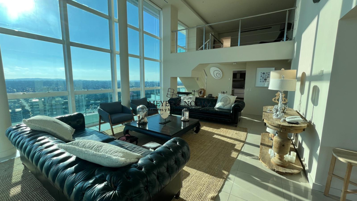 Apartamento ID.57 - Penthouse de 4 suites mas dependencia y todos los servicios