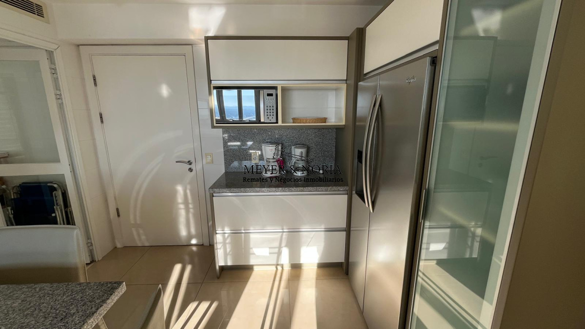 Apartamento ID.62 - Duplex con inmejorable vista, barbacoa y piscina propia, 3 suite mas dep y baño de servicio