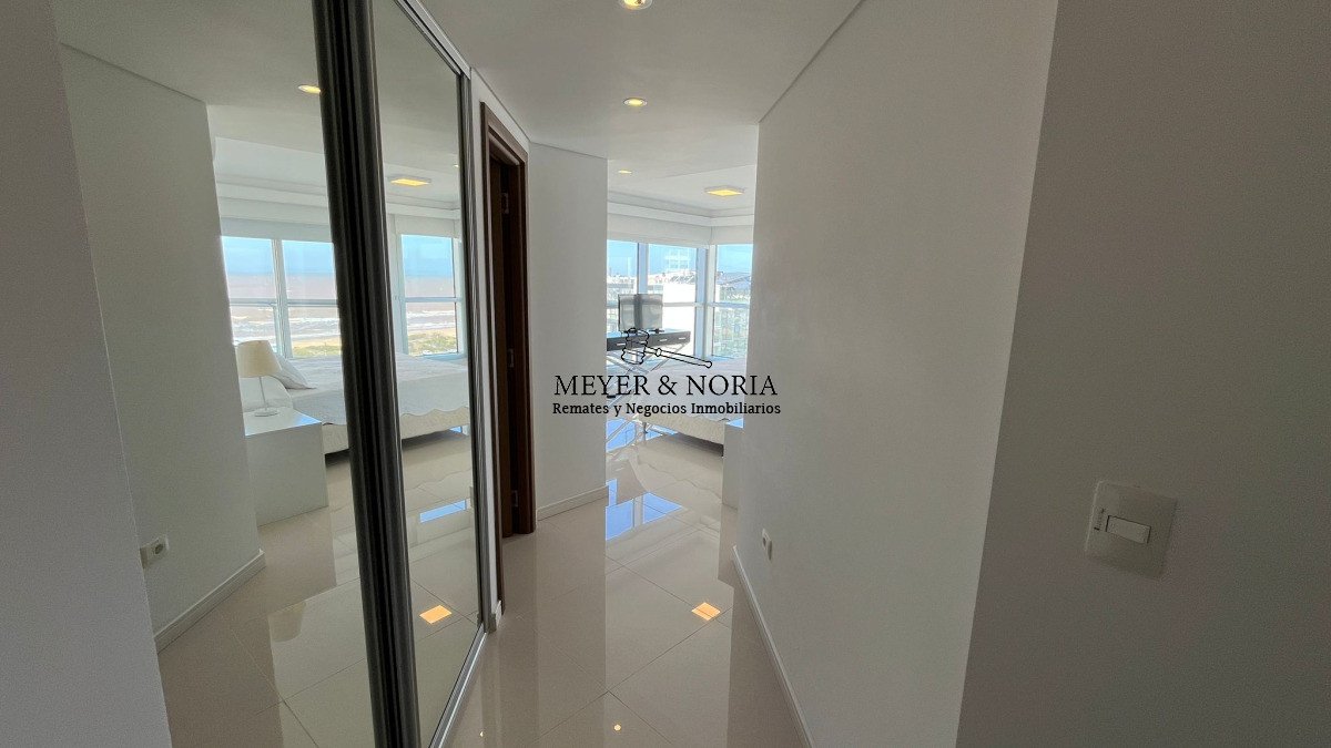 Apartamento ID.85 - Apto en Playa Brava alquiler temp 2026, 3 dorm, mas dependencia y todos los servicios