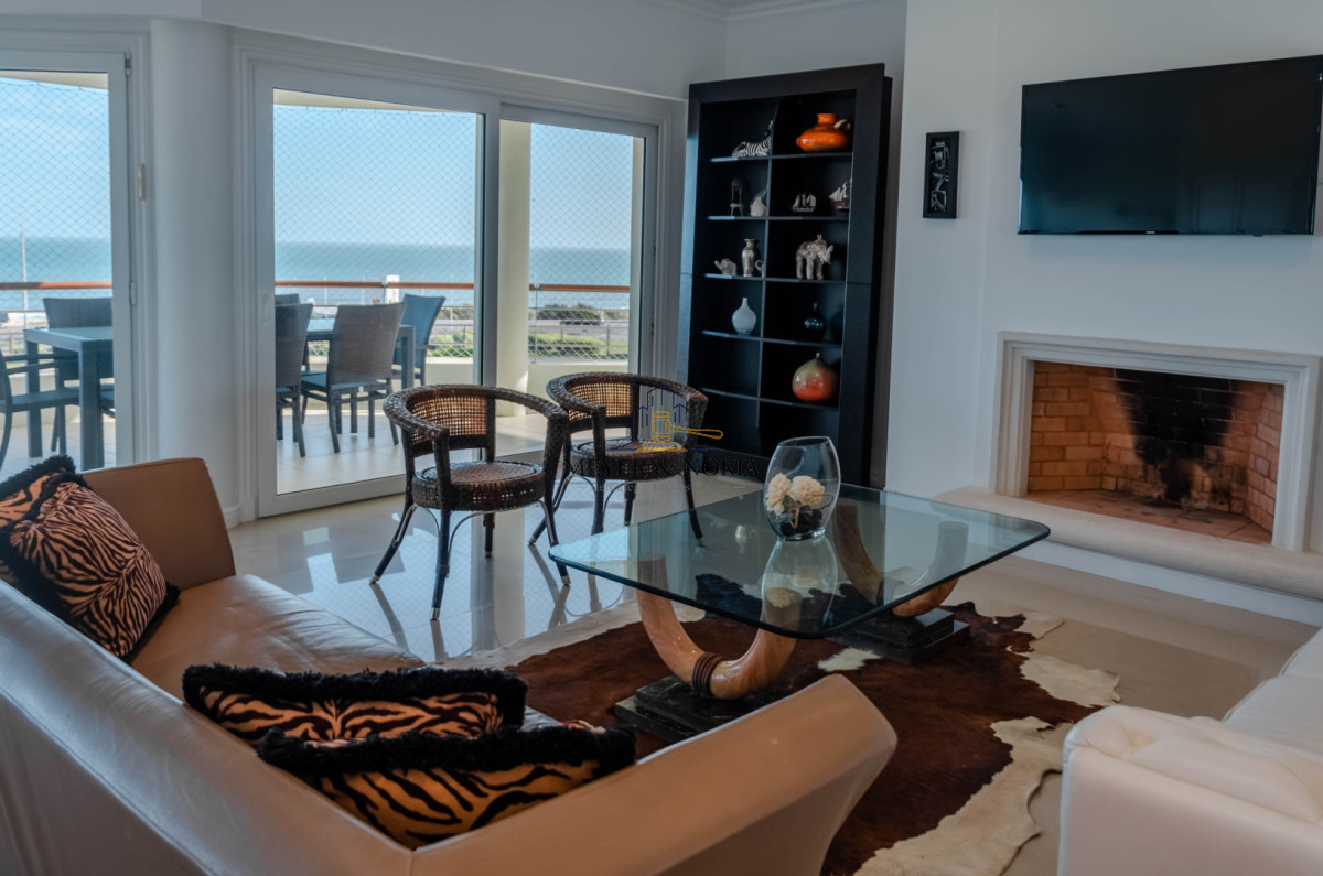 Apartamento ID.209 - Veramansa, vista al mar, 3 dorm más dep, parrillero propio y todos los servicios