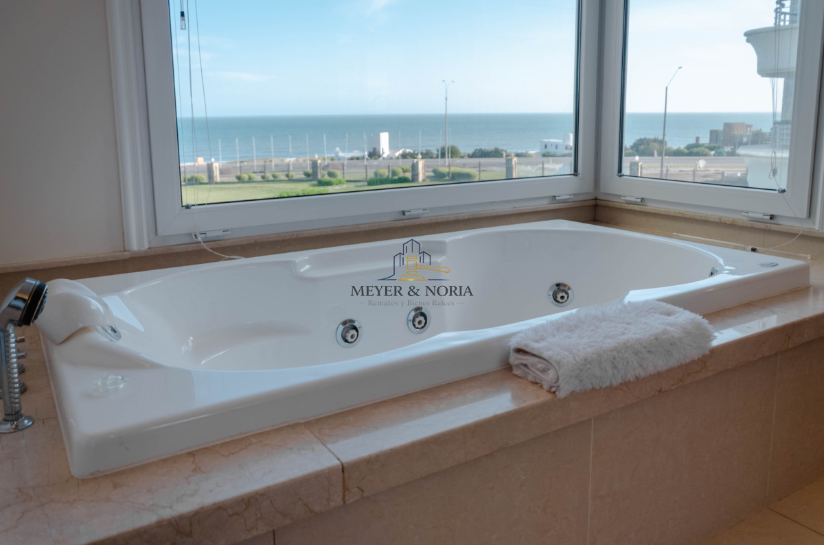 Apartamento ID.209 - Veramansa, vista al mar, 3 dorm más dep, parrillero propio y todos los servicios