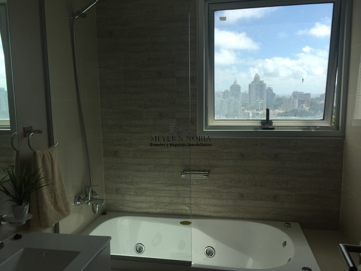 Apartamento ID.9 - Apto de 2 dormitorios mas dependencia y parrillero propio!