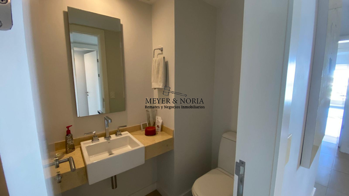 Apartamento ID.14 - Torre de alta gama, vista al mar, 2 dorm mas servicio- Playa Mansa
