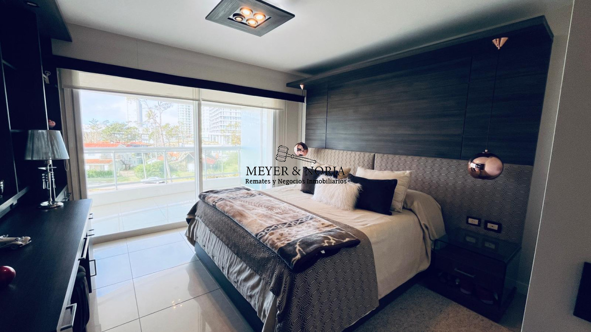 Apartamento ID.61 - Venta Aquarela, 2 dorm en suite, más dependencia y todos los servicios 